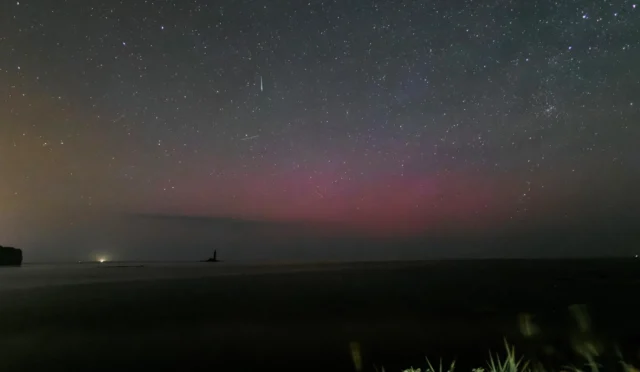 low-latitude-aurora-over-japan